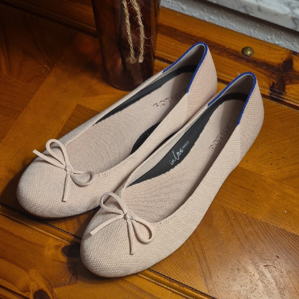 Rothy's Women's Beige Ballet Flats With Bow